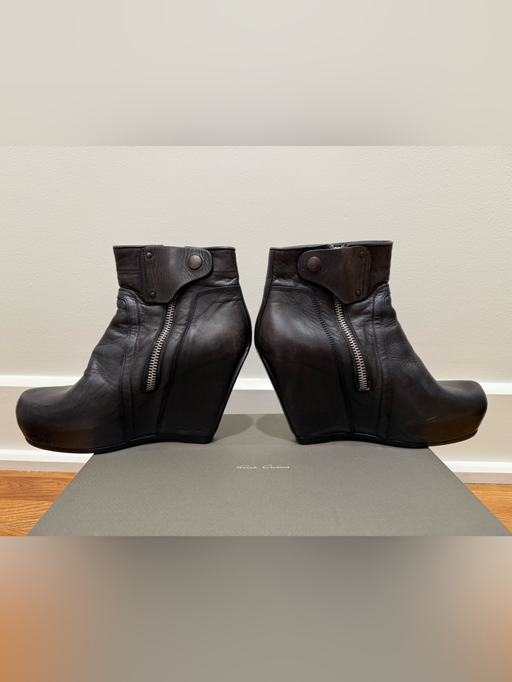 Rick Owens Black Leather Wedge Ankle Boots. Size 39 EU/ fits 8 US. Made in Italy